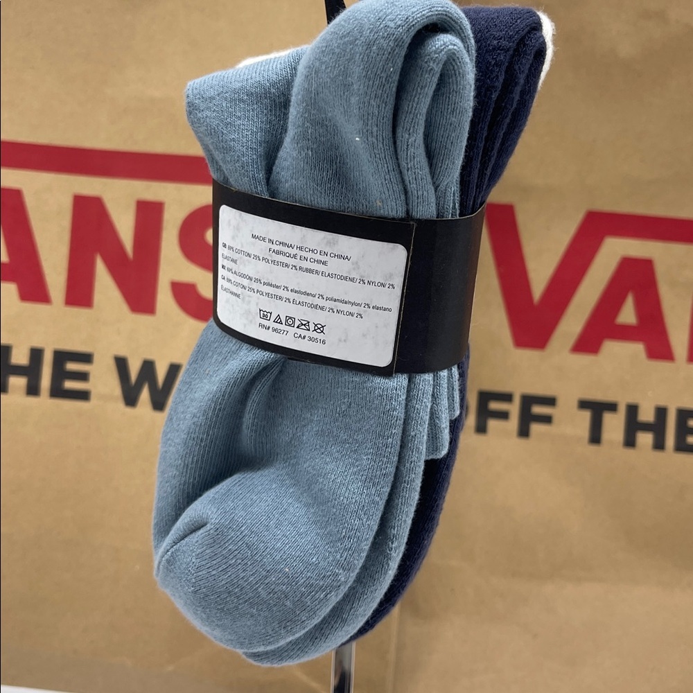 VANS. HALF CREW
HAUTEUR CHENLE CALCETIN DE MEDIA CAÑA
"OFF THE WALL"
3 PACK - Picture 6 of 16